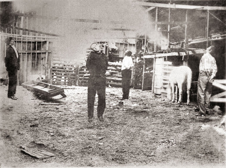 Иллюстрация к книге — Стрелки Дикого Запада. Шерифы, бандиты, ковбои, ганфайтеры [i_208.jpg]