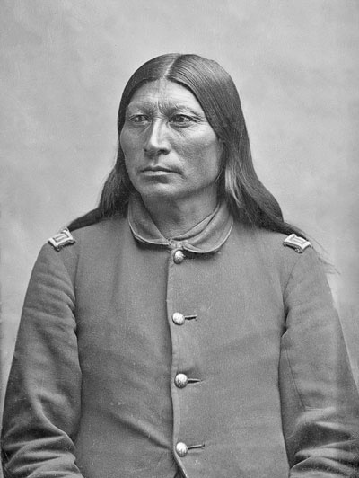 Иллюстрация к книге — Индейцы Дикого Запада в бою. &quot;Хороший день, чтобы умереть!&quot; [i_067.jpg]