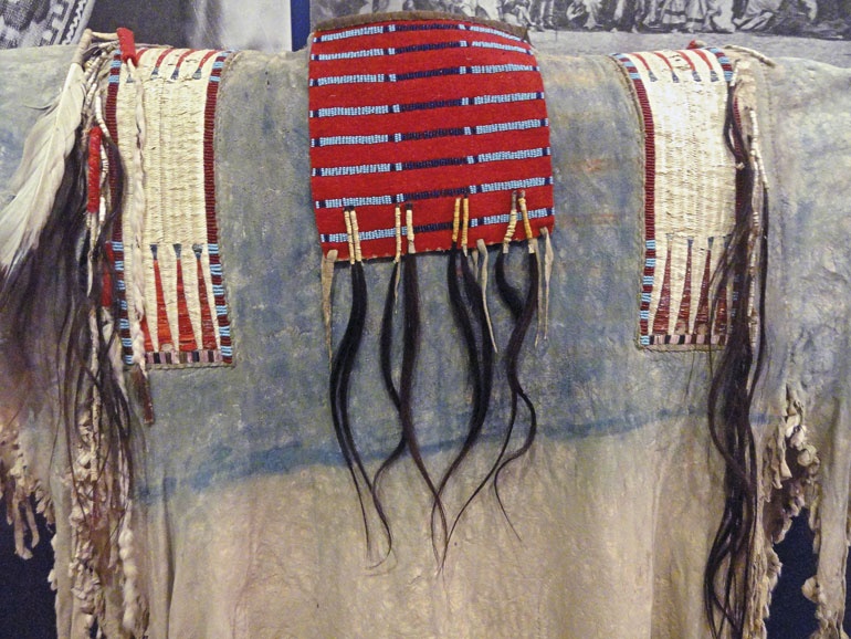 Иллюстрация к книге — Индейцы Дикого Запада в бою. &quot;Хороший день, чтобы умереть!&quot; [i_120.jpg]