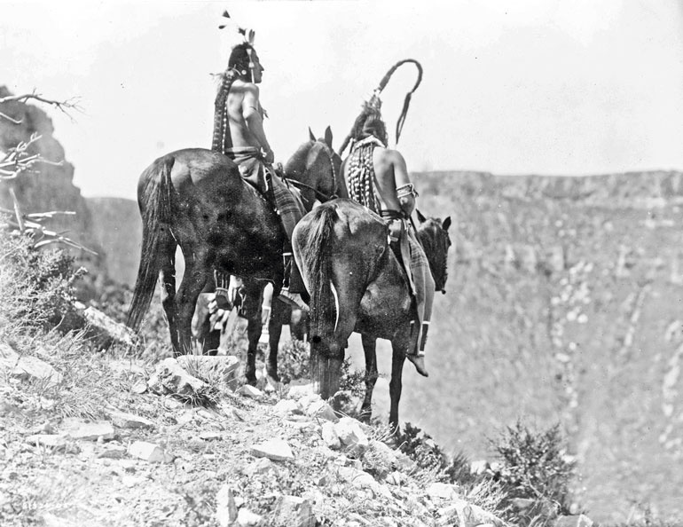 Иллюстрация к книге — Индейцы Дикого Запада в бою. &quot;Хороший день, чтобы умереть!&quot; [i_219.jpg]