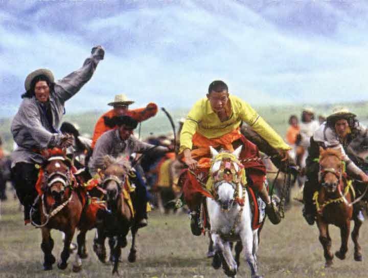 Иллюстрация к книге — Следы в пустыне [i_050.jpg]