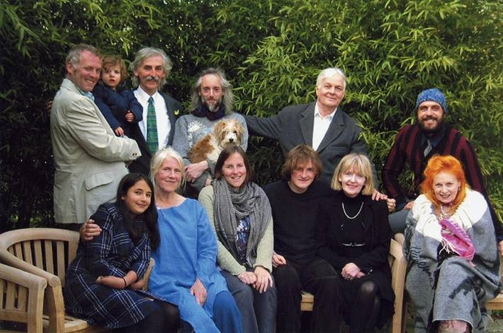 Иллюстрация к книге — Вивьен Вествуд [i_014.jpg]