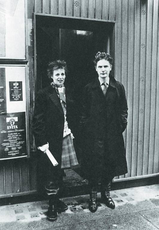 Иллюстрация к книге — Вивьен Вествуд [i_048.jpg]