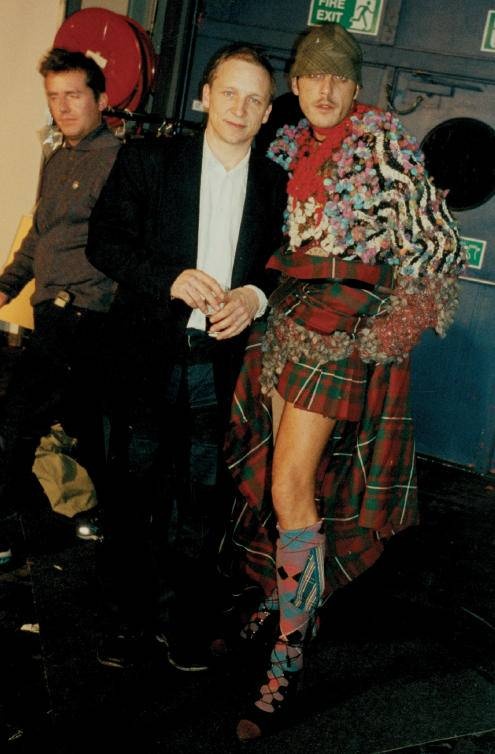 Иллюстрация к книге — Вивьен Вествуд [i_086.jpg]