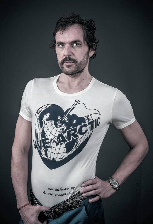 Иллюстрация к книге — Вивьен Вествуд [i_105.jpg]