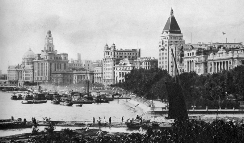 Иллюстрация к книге — История городов будущего [i_011.jpg]