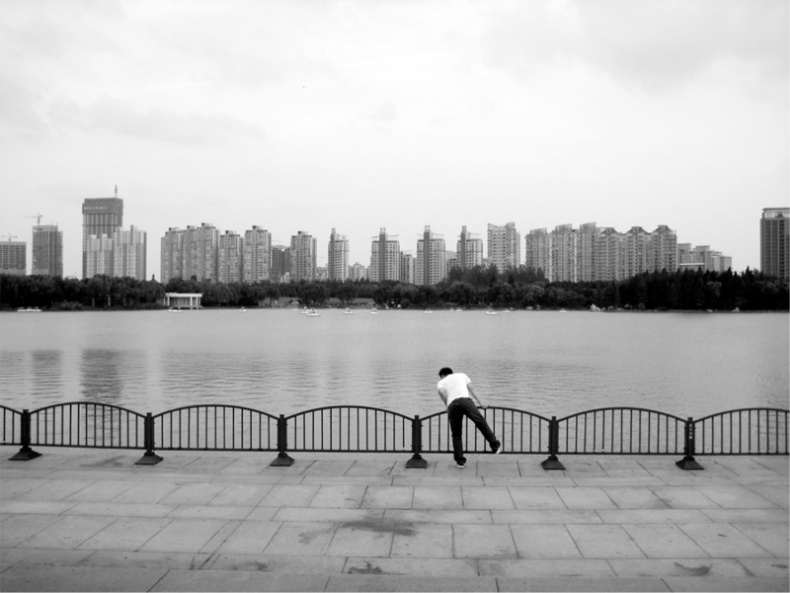 Иллюстрация к книге — История городов будущего [i_018.jpg]