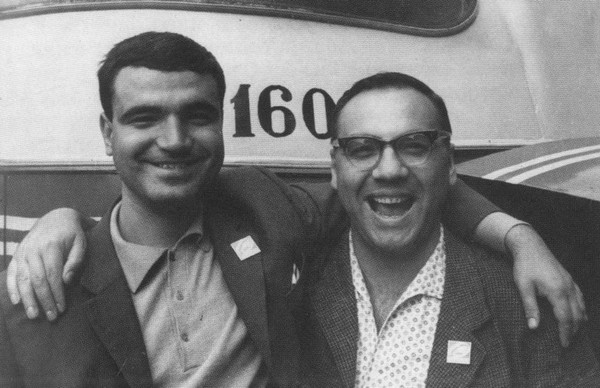 Иллюстрация к книге — Шпаликов [i_024.jpg]