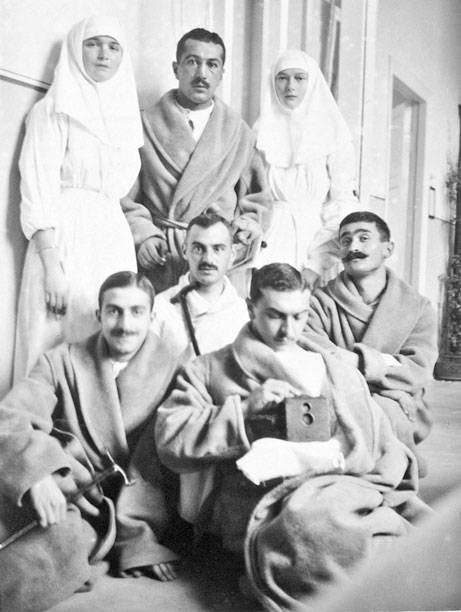 Иллюстрация к книге — Дневники княжон Романовых. Загубленные жизни [i_047.jpg]