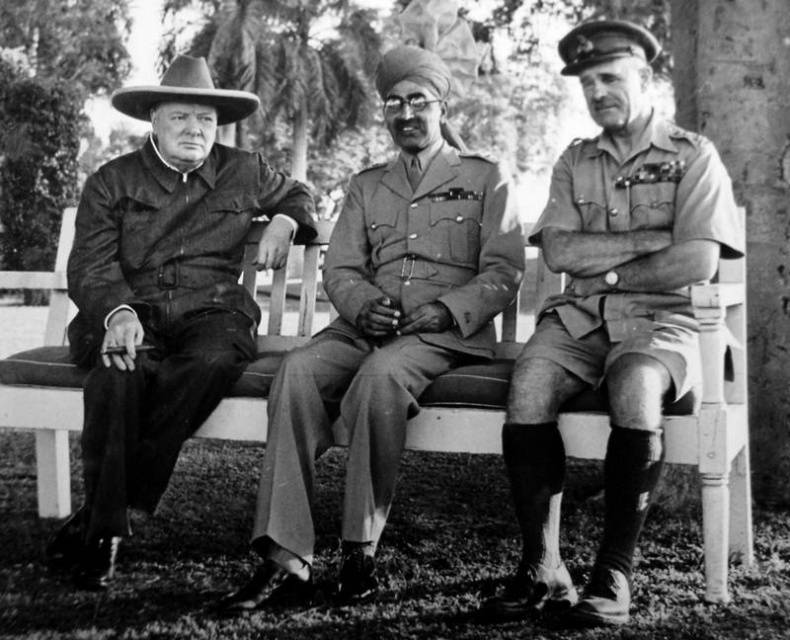 Иллюстрация к книге — Фактор Черчилля. Как один человек изменил историю [i_052.jpg]