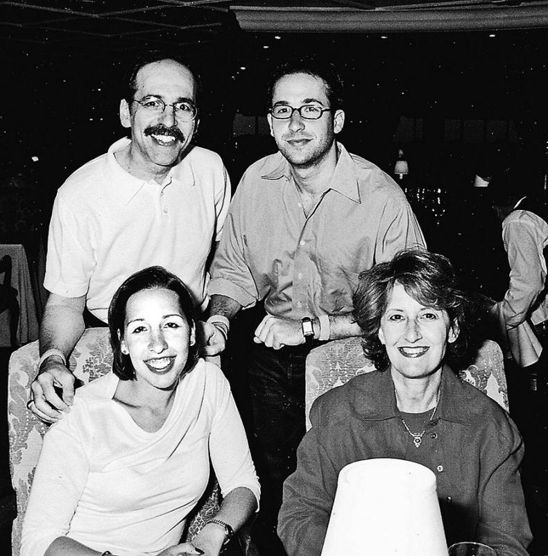 Иллюстрация к книге — На лужайке Эйнштейна. Что такое НИЧТО, и где начинается ВСЕ [i_002.jpg]