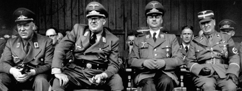 Иллюстрация к книге — Его повесили на площади Победы [i_018.jpg]