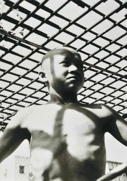 Иллюстрация к книге — Джеки Чан. Я счастливый [pic_64.jpg]