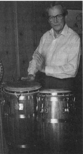 Иллюстрация к книге — Наука. Величайшие теории. Выпуск 6. Когда фотон встречает электрон. Фейнман. Квантовая электродинамика [img_26.jpg]