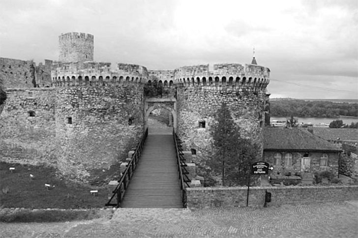 Иллюстрация к книге — Вызовы и ответы. Как гибнут цивилизации [_4.jpg]