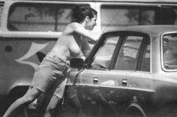 Иллюстрация к книге — История груди [i_089.jpg]