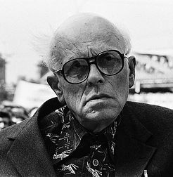 Иллюстрация к книге — Самая таинственная тайна и другие сюжеты [i_281.jpg]