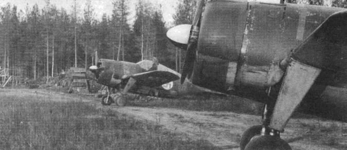 Иллюстрация к книге — Brewster Buffalo [pic_26.jpg]