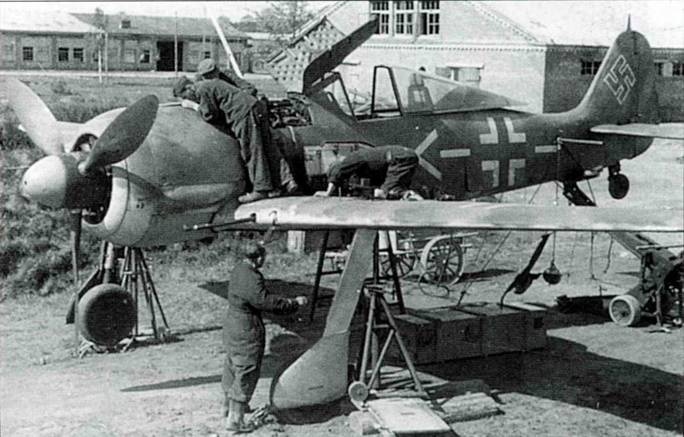 Иллюстрация к книге — Focke-Wulf FW190 A/F/G. Часть 1 [pic_83.jpg]