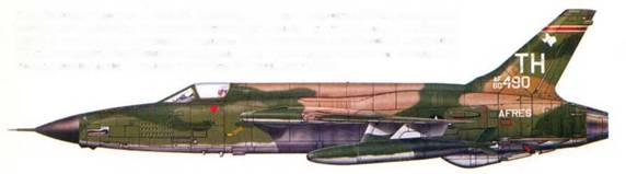Иллюстрация к книге — F-105 Thunderchie [pic_158.jpg]