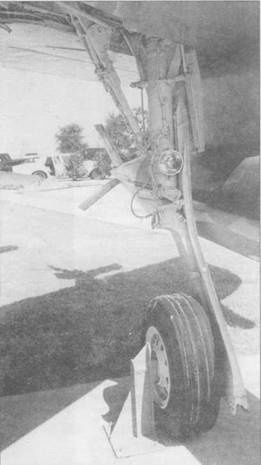 Иллюстрация к книге — F-105 Thunderchie [pic_84.jpg]