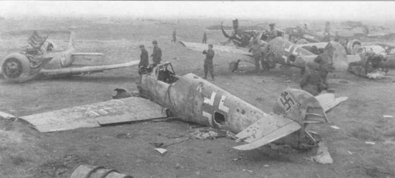 Иллюстрация к книге — Messtrstlnitt Bf 109. Часть 6 [pic_112.jpg]