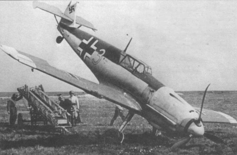 Иллюстрация к книге — Messtrstlnitt Bf 109. Часть 6 [pic_34.jpg]
