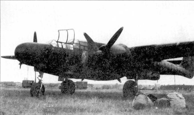 Иллюстрация к книге — Nortrop P-61 BLack Widow. Тяжелый ночной истребитель США [pic_112.jpg]