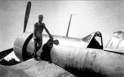 Иллюстрация к книге — Асы США пилоты F4U «Corsair» [pic_15.jpg]