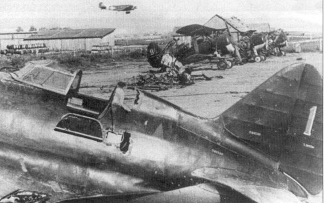 Иллюстрация к книге — И-16 Боевой «ишак» сталинских соколов. Часть 3 [pic_141.jpg]