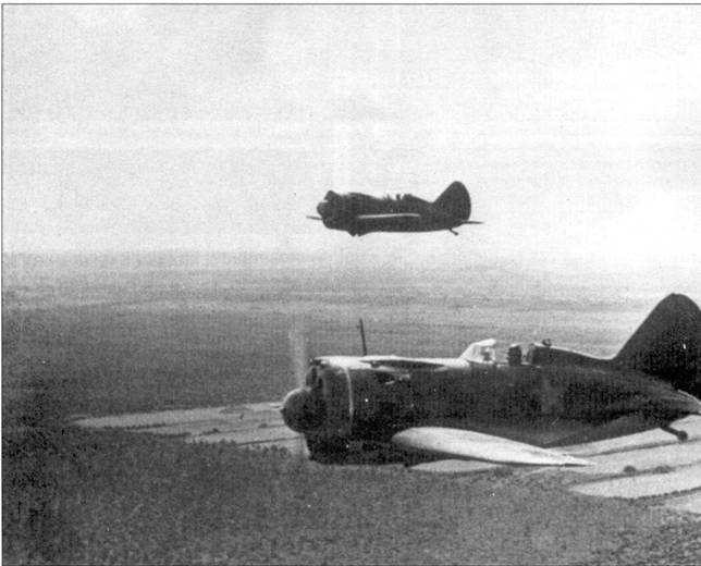 Иллюстрация к книге — И-16 Боевой «ишак» сталинских соколов. Часть 3 [pic_151.jpg]