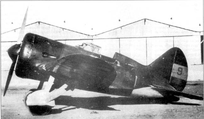 Иллюстрация к книге — И-16 боевой «ишак» сталинских соколов. Часть 1 [pic_1.jpg]