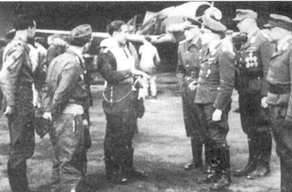 Иллюстрация к книге — Асы люфтваффе пилоты Fw 190 на Западном фронте [pic_104.jpg]