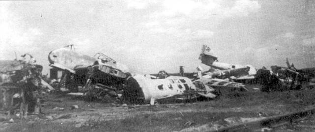 Иллюстрация к книге — Me 262 последняя надежда люфтваффе Часть 2 [pic_61.jpg]