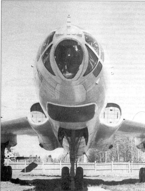 Иллюстрация к книге — Ту-16 Ракетно бомбовый ударный комплекс Советских ВВС [pic_58.jpg]