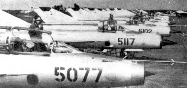 Иллюстрация к книге — Боевое применение МиГ-21 во Вьетнаме [pic_57.jpg]