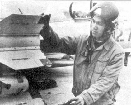 Иллюстрация к книге — Боевое применение МиГ-21 во Вьетнаме [pic_80.jpg]