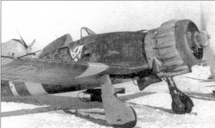 Иллюстрация к книге — Итальянские асы 1940-45 г. [pic_69.jpg]