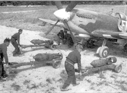 Иллюстрация к книге — Британские асы пилоты «Спитфайров» Часть 2 [pic_187.jpg]