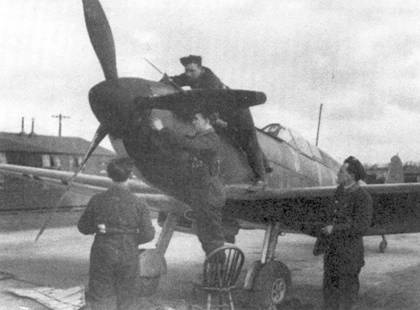 Иллюстрация к книге — Британские асы пилоты «Спитфайров» Часть 1 [pic_13.jpg]