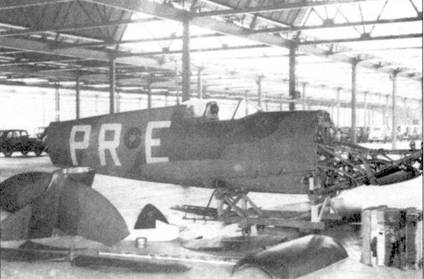 Иллюстрация к книге — Британские асы пилоты «Спитфайров» Часть 1 [pic_8.jpg]