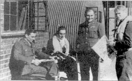 Иллюстрация к книге — Британские асы пилоты «Спитфайров» Часть 1 [pic_80.jpg]