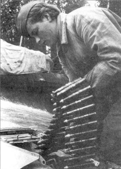 Иллюстрация к книге — Ил-2 Ил-10 Часть 1 [pic_128.jpg]