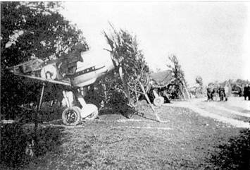 Иллюстрация к книге — Асы Люфтваффе пилоты Bf 109 D/E 1939-41 [pic_58.jpg]