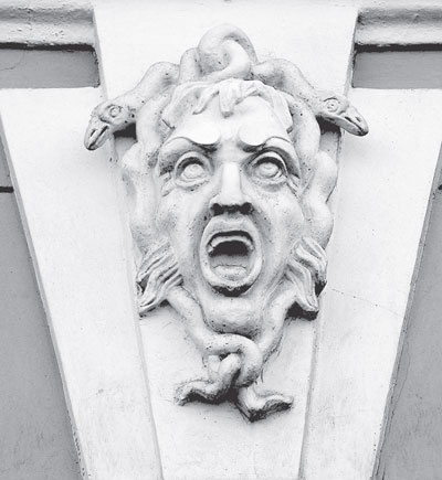 Иллюстрация к книге — Повести каменных горожан. Очерки о декоративной скульптуре Санкт-Петербурга [i_106.jpg]