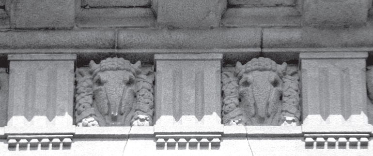 Иллюстрация к книге — Повести каменных горожан. Очерки о декоративной скульптуре Санкт-Петербурга [i_156.jpg]