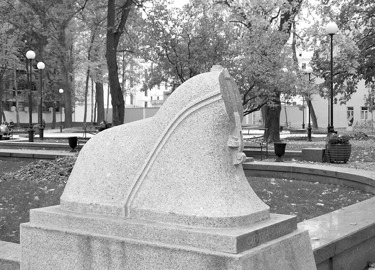 Иллюстрация к книге — Повести каменных горожан. Очерки о декоративной скульптуре Санкт-Петербурга [i_168.jpg]