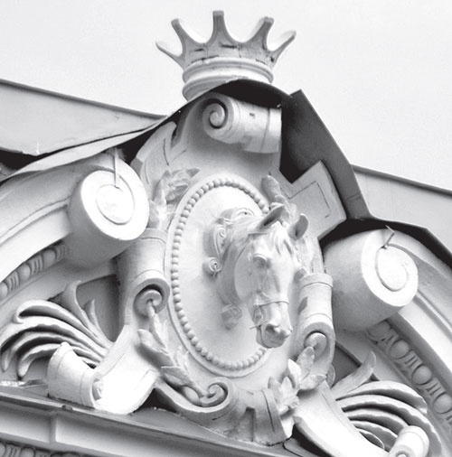 Иллюстрация к книге — Повести каменных горожан. Очерки о декоративной скульптуре Санкт-Петербурга [i_196.jpg]