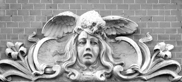 Иллюстрация к книге — Повести каменных горожан. Очерки о декоративной скульптуре Санкт-Петербурга [i_229.jpg]