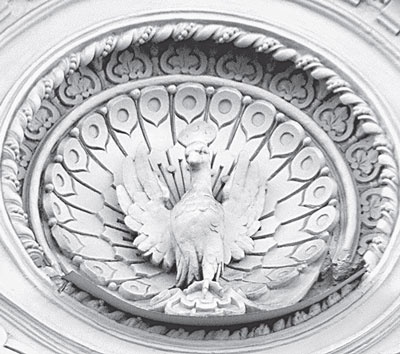 Иллюстрация к книге — Повести каменных горожан. Очерки о декоративной скульптуре Санкт-Петербурга [i_235.jpg]